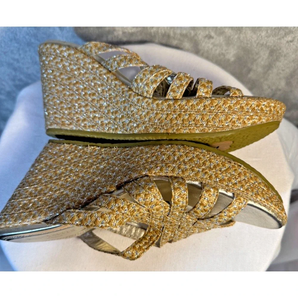 Eric Javits Women 10 M Edy Gold thread Wedge strappy Sandals Slip-On Open Toe